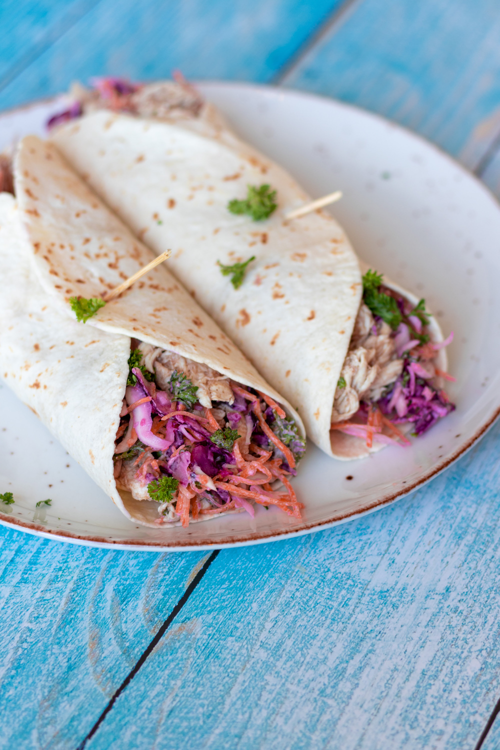 Pulled chicken wraps